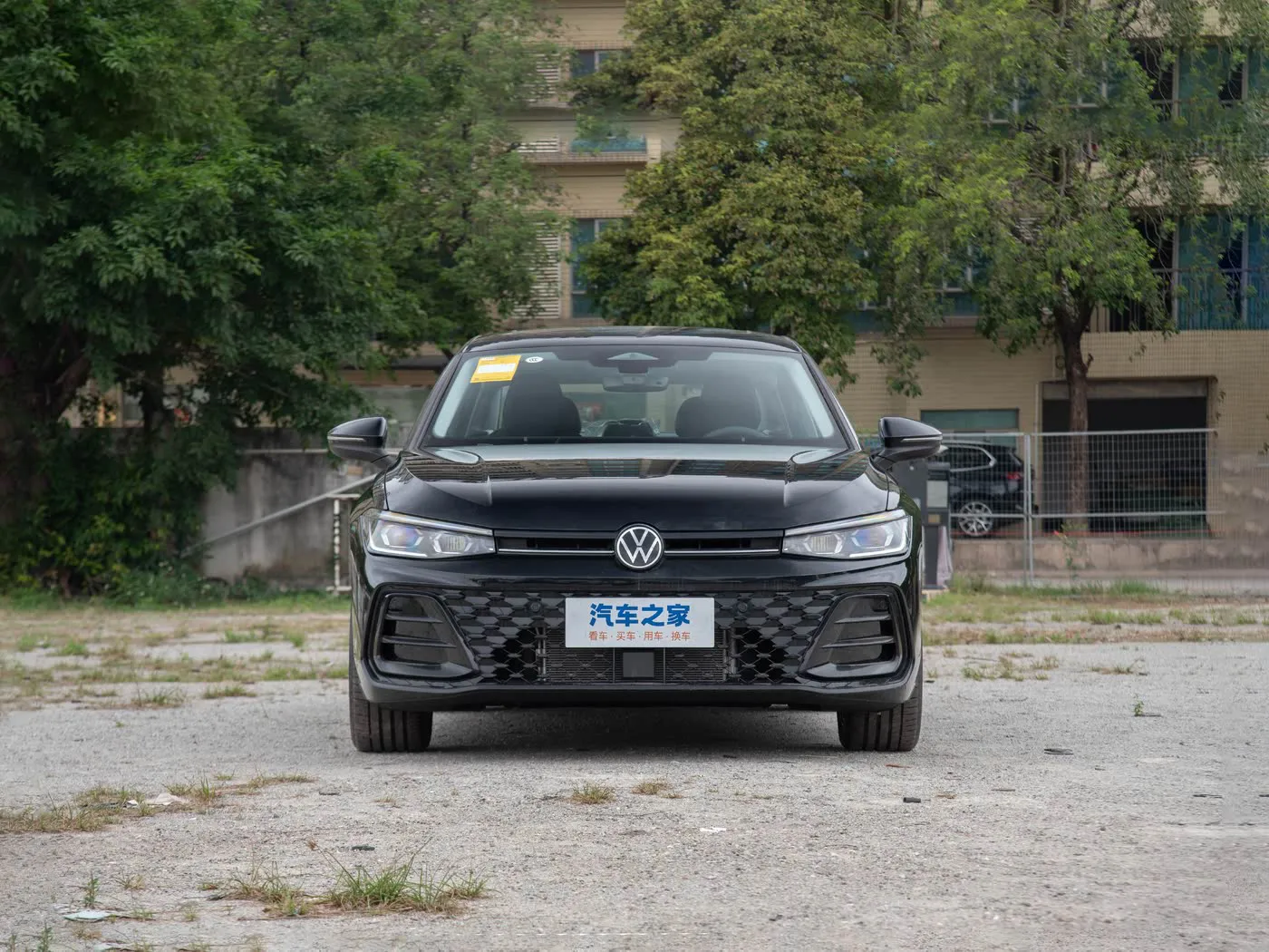 Passat 2025 Pro 300TSI