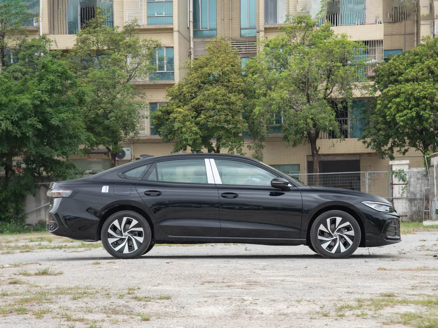 Passat 2025 Pro 300TSI